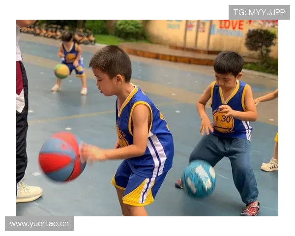 篮球回场违例的判定规则是什么?完整解析防守战术运用 篮球回场违例的判定规则是什么?完整解析防守战术运用
